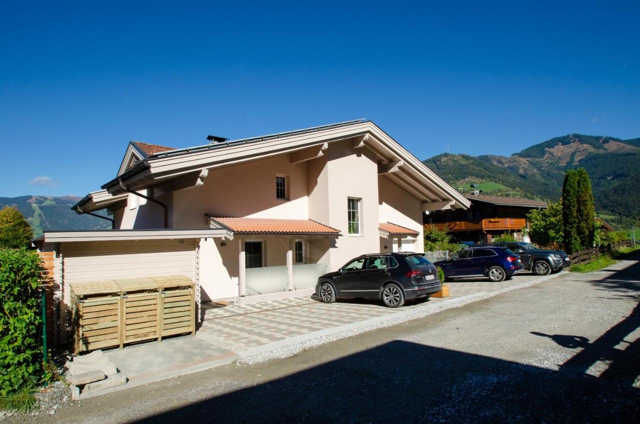 Panorama Apartments Bruck By All In One Apartments Bruck an der Grossglocknerstrasse Bagian luar foto